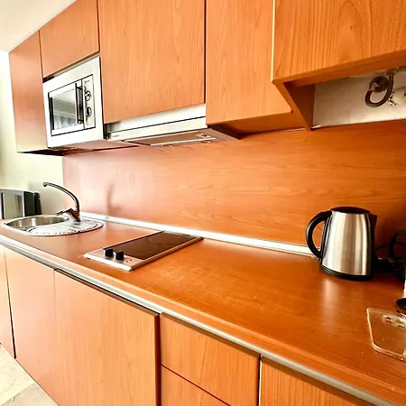 公寓 Apartmanet 贝纳尔马德纳